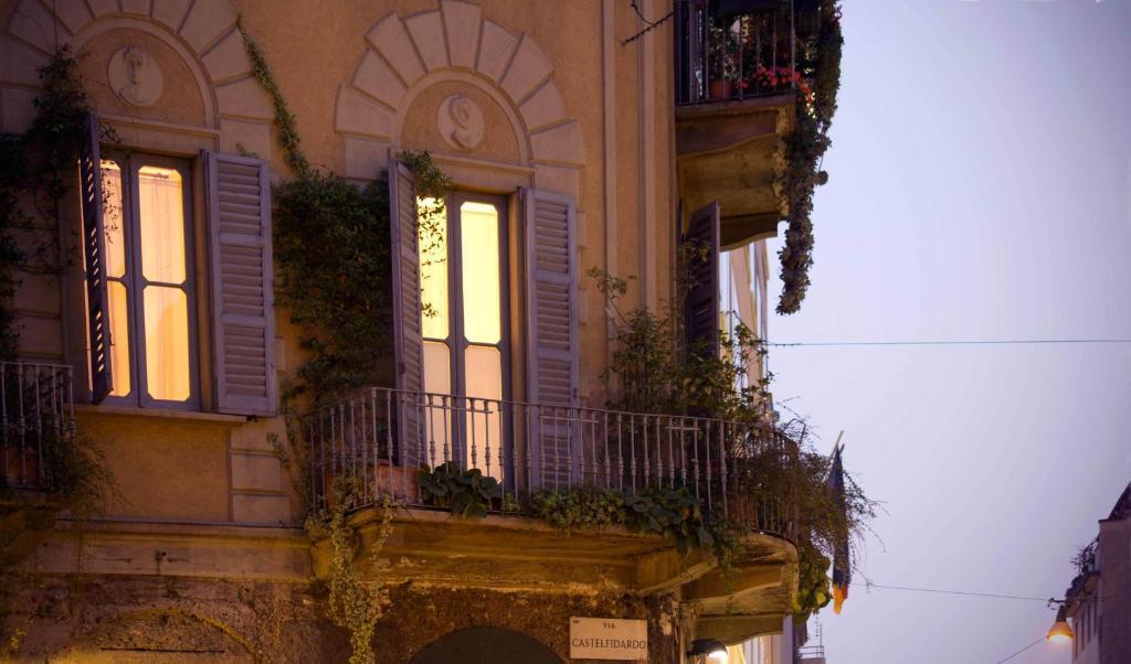 Antica Locanda Solferino Milan Luaran gambar