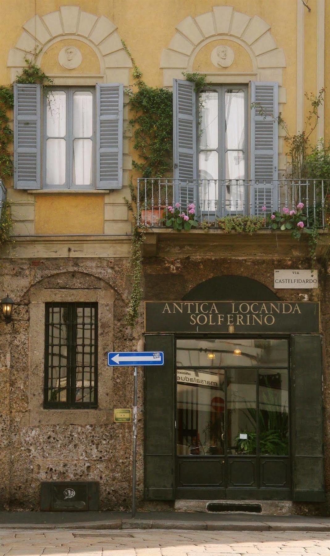 Antica Locanda Solferino Milan Luaran gambar